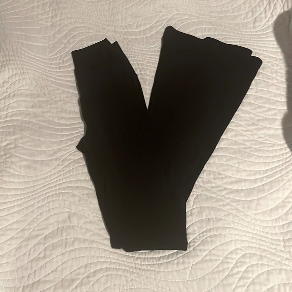 COPY - Im selling Aerie flare leggings, that have been worn twice great quality.